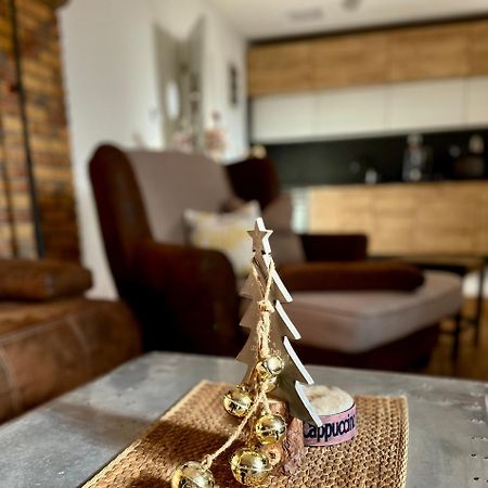 Underground Apartment Bratislava-Nivy Luaran gambar